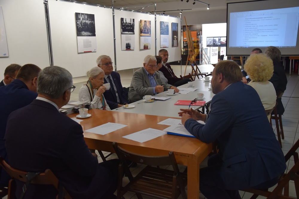 III posiedzenie Komitetu Ochrony Pamięci Walk i Męczeństwa. Fot. Danuta Mikoda/IPN