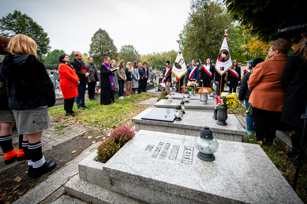 Uroczystość oznaczenia grobu powstańca śląskiego Pawła Rostka znakiem pamięci „Tobie Polsko” – Chorzów, 19 października 2023 - Fot.: IPN K. Łojko