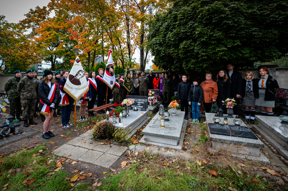 Uroczystość oznaczenia grobu powstańca śląskiego Pawła Rostka znakiem pamięci „Tobie Polsko” – Chorzów, 19 października 2023 - Fot.: IPN K. Łojko