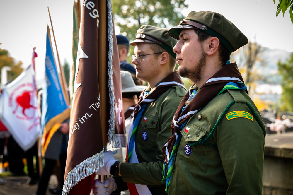 Uroczystość oznaczenia grobu powstańca śląskiego Tadeusza Jänicha znakiem pamięci „Tobie Polsko“. Fot.: IPN K. Łojko