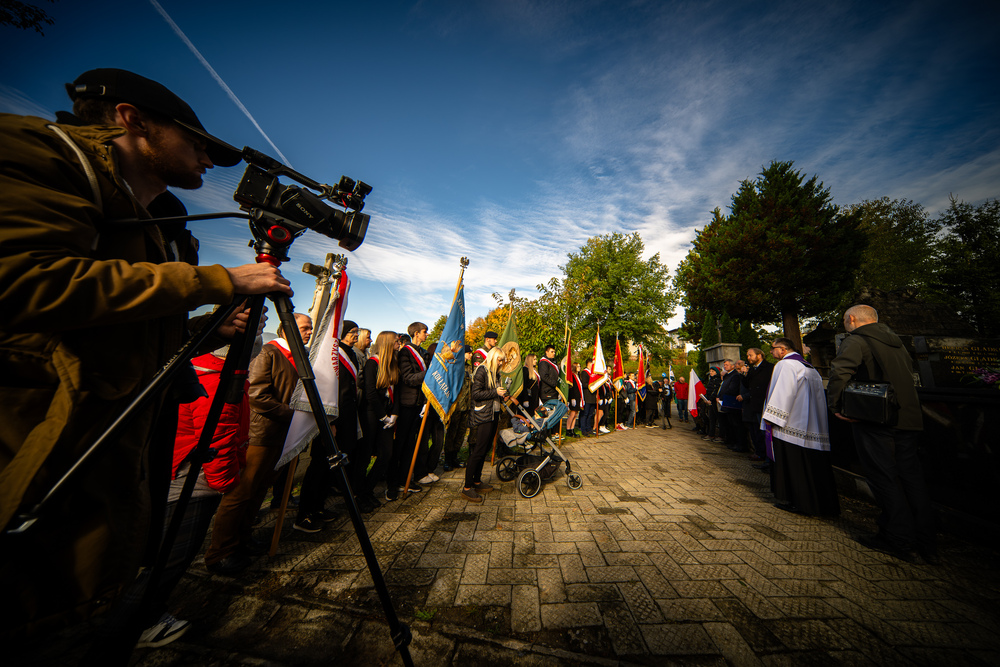 Uroczystość oznaczenia grobu powstańca śląskiego Tadeusza Jänicha znakiem pamięci „Tobie Polsko“. Fot.: IPN K. Łojko
