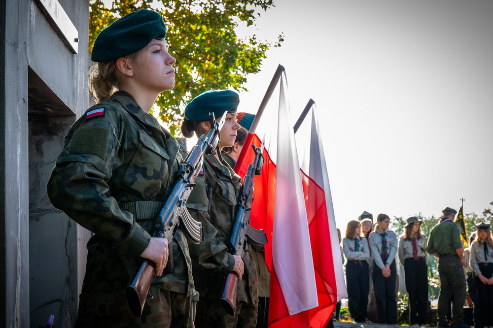 Uroczystość oznaczenia grobu powstańca śląskiego Tadeusza Jänicha znakiem pamięci „Tobie Polsko“. Fot.: IPN K. Łojko