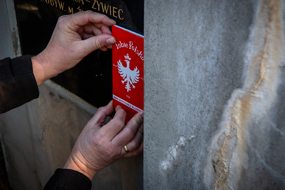 Uroczystość oznaczenia grobu powstańca śląskiego Tadeusza Jänicha znakiem pamięci „Tobie Polsko“. Fot.: IPN K. Łojko