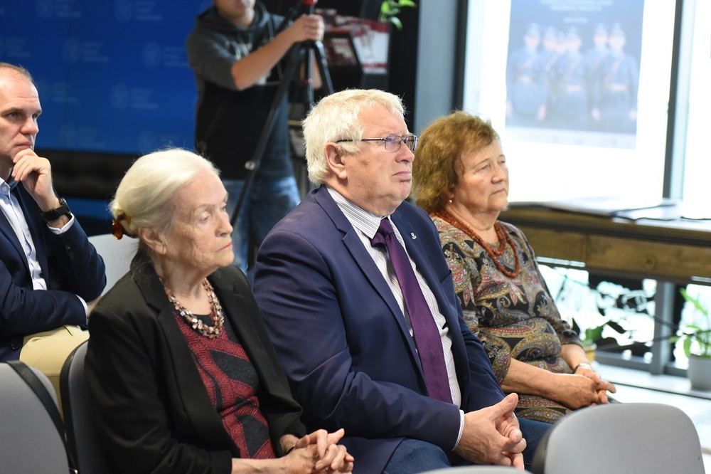 Prezentacja monety okolicznościowej „Sowiecka agresja na Polskę – 17 IX 1939 r.”. Fot. Monika Kobylańska/IPN