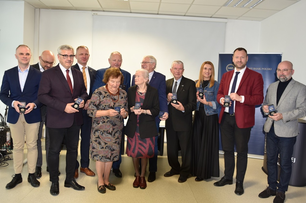 Prezentacja monety okolicznościowej „Sowiecka agresja na Polskę – 17 IX 1939 r.”. Fot. Monika Kobylańska/IPN