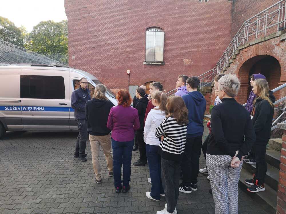 Zajęcia Instytutu Pamięci Narodowej w więziennej scenerii. ppor. Daria Czajka