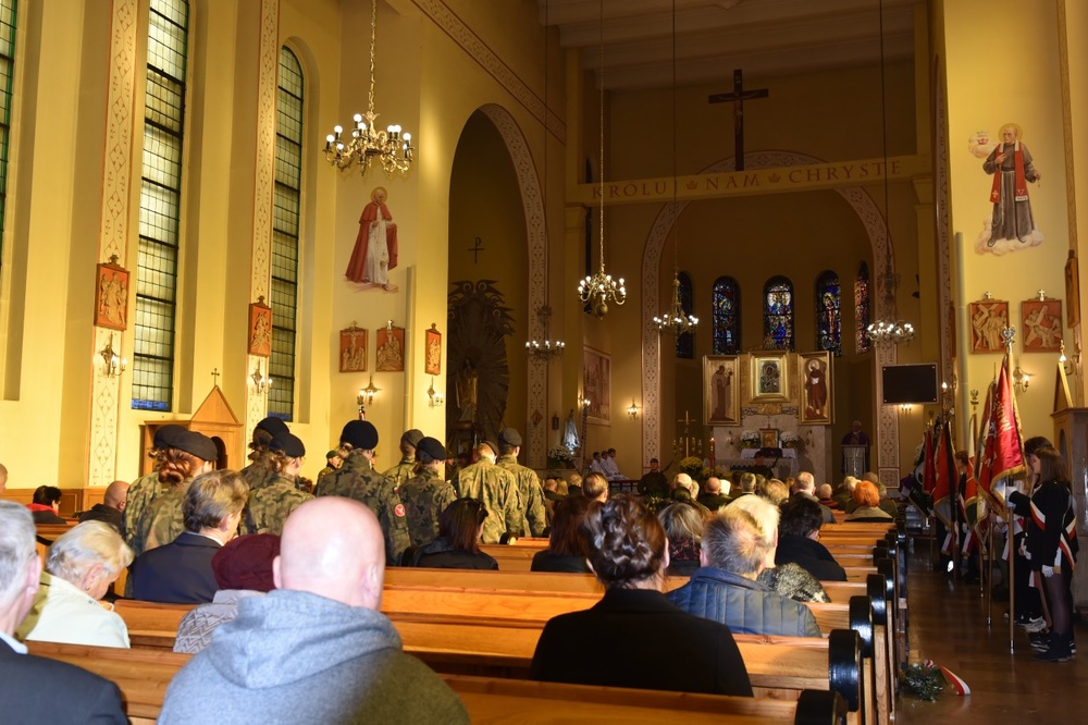 Pogrzeb ppłk. Władysława Foksy, żołnierz zgrupowania Narodowych Sił Zbrojnych. Fot. Monika Kobylańska/IPN