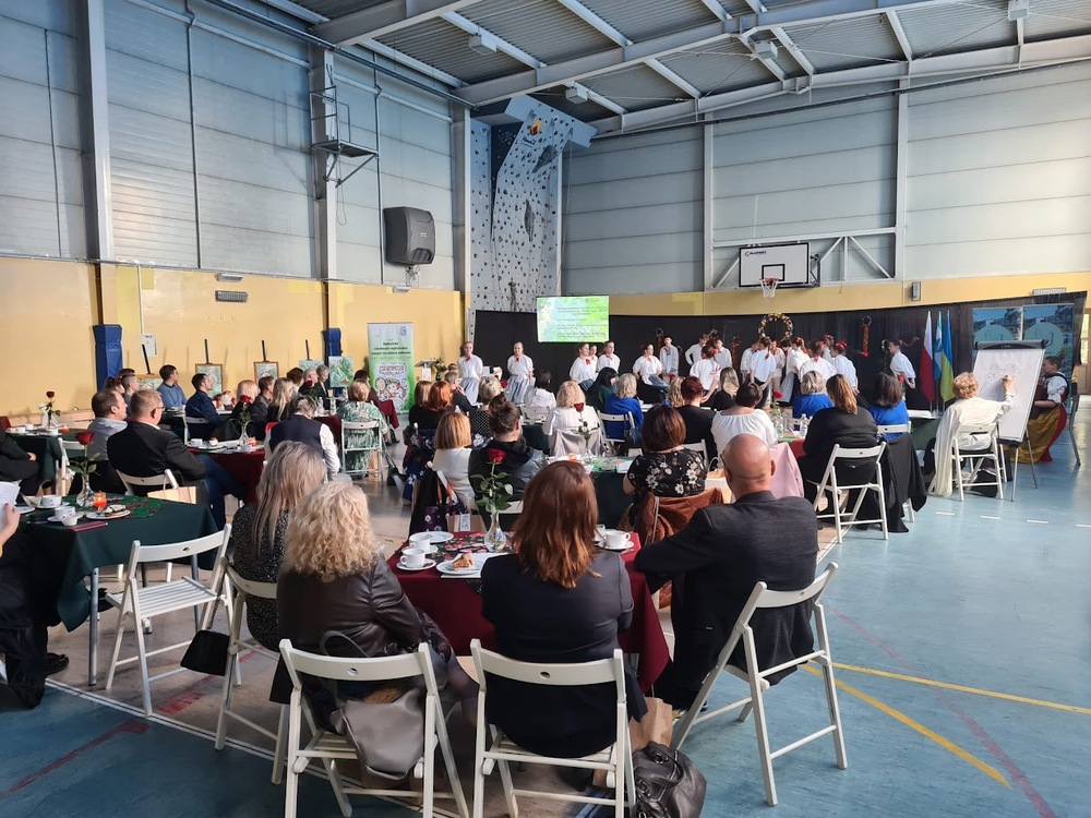 Konferencja naukowo – dydaktyczna „Urzeczeni swojszczyzną… - refleksje, dialogi i wyzwania w edukacji regionalnej” w Rybniku, 26 października 2023