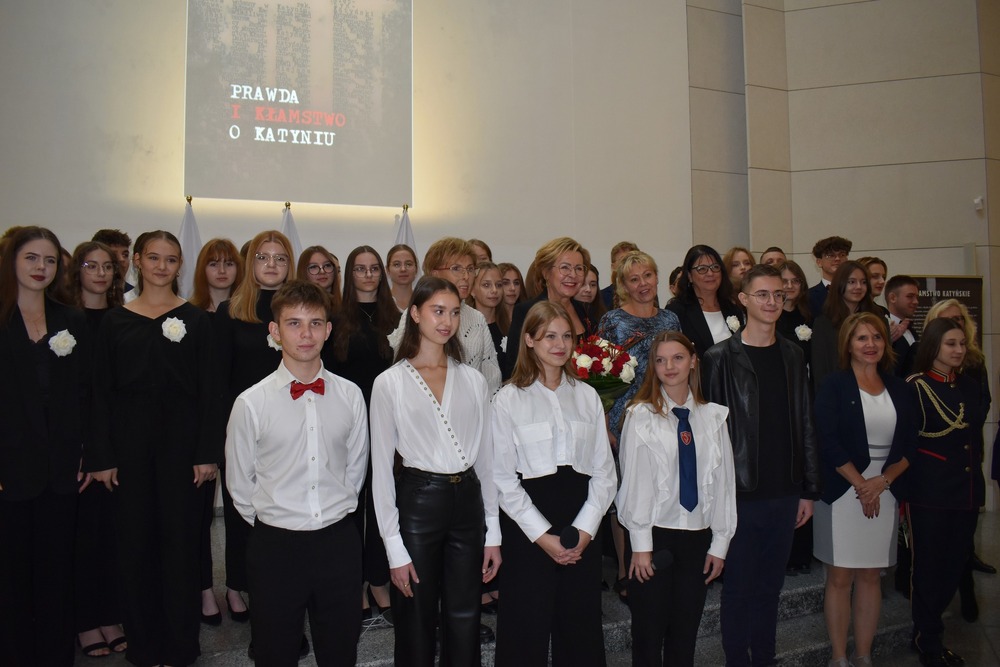 Zaduszki Katyńskie w Częstochowie. Fot. Biuro Poseł do Parlamentu Europejskiego Jadwigi Wiśniewskiej