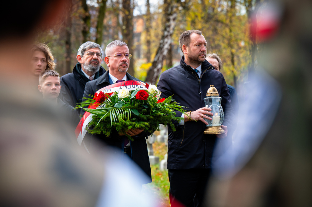 Uroczystość oznaczenia grobu powstańca śląskiego śp. Stanisława Mastalerza znakiem pamięci „Tobie Polsko” – Katowice, 6 listopada 2023. Fot.: IPN K. Łojko