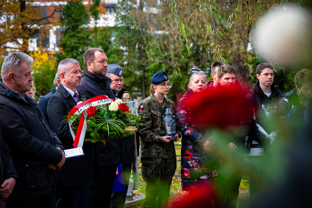 Uroczystość oznaczenia grobu powstańca śląskiego śp. Stanisława Mastalerza znakiem pamięci „Tobie Polsko” – Katowice, 6 listopada 2023. Fot.: IPN K. Łojko