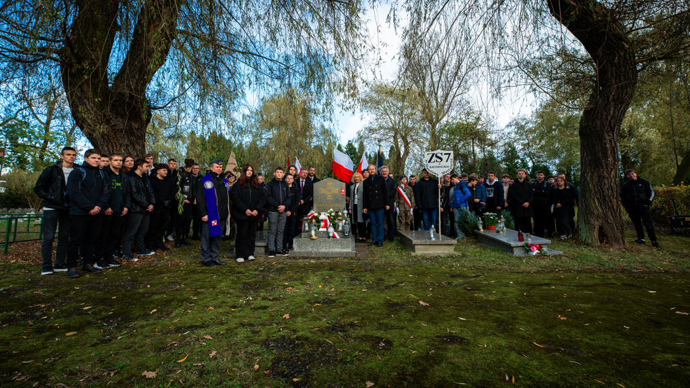 Uroczystość oznaczenia grobu powstańca śląskiego śp. Stanisława Mastalerza znakiem pamięci „Tobie Polsko” – Katowice, 6 listopada 2023. Fot.: IPN K. Łojko