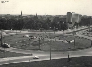 Katowice, Rondo (obecnie gen. J. Ziętka), 1967 r. (fot. K. Jabłoński, wyd. Biuro Wydawnicze „Ruch”; IPN Ka 028/725, t. 7)