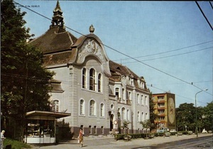 Urząd Miasta w Świętochłowicach, 1985 r. (fot. J. Tymiński, wyd. Krajowa Agencja Wydawnicza; IPN Ka 029/865)