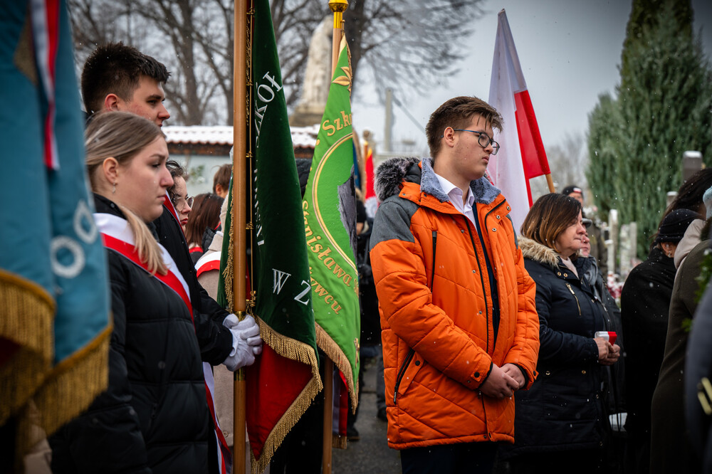 Odsłonięcie grobu powstańca styczniowego ppor. Jakuba Śliża – Żywiec, 25 listopada 2023. Fot.: IPN K. Łojko