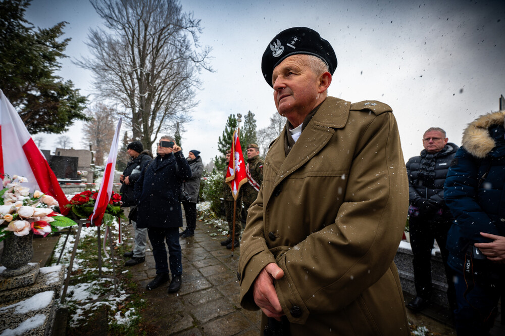 Odsłonięcie grobu powstańca styczniowego ppor. Jakuba Śliża – Żywiec, 25 listopada 2023. Fot.: IPN K. Łojko