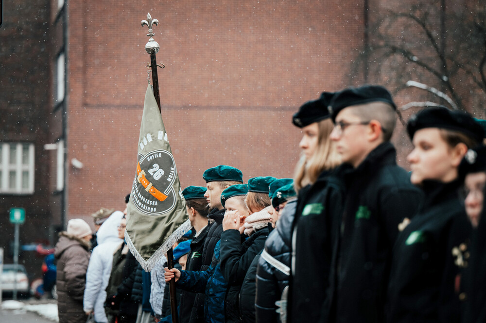 Odsłonięcie tablicy upamiętniającej bytomski dom „Ul“ – Bytom, 1 grudnia 2023. Fot.: IPN K. Łojko