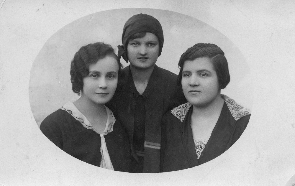 Fotografie ze zbiorów rodziny Chrzanowskich, sygn. IPN Ka 454/79, t. 3