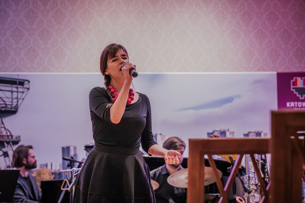 Koncert „Tęskni dzioucha do syneczka”– Katowice, 8 grudnia 2023. Fot.: IPN K. Łojko