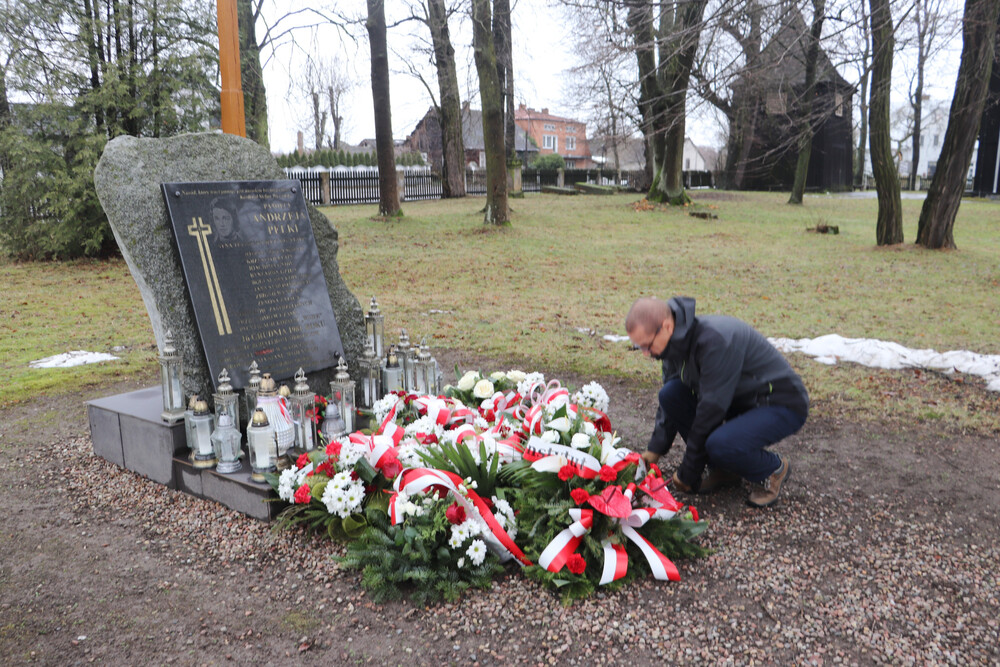 Upamiętnienie Andrzeja Pełki. Fot. OBUWiM Łódź