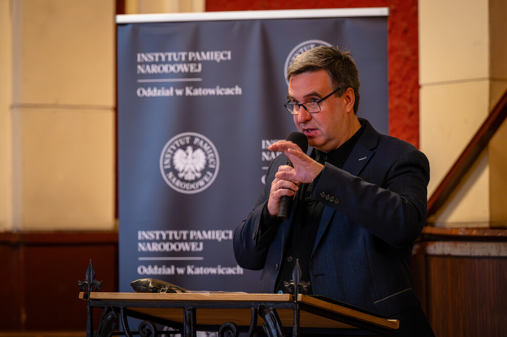 Odsłonięcie tablicy upamiętniającej Rudolfa Kornkego – Chorzów, 15 grudnia 2023. Fot.: IPN K. Łojko