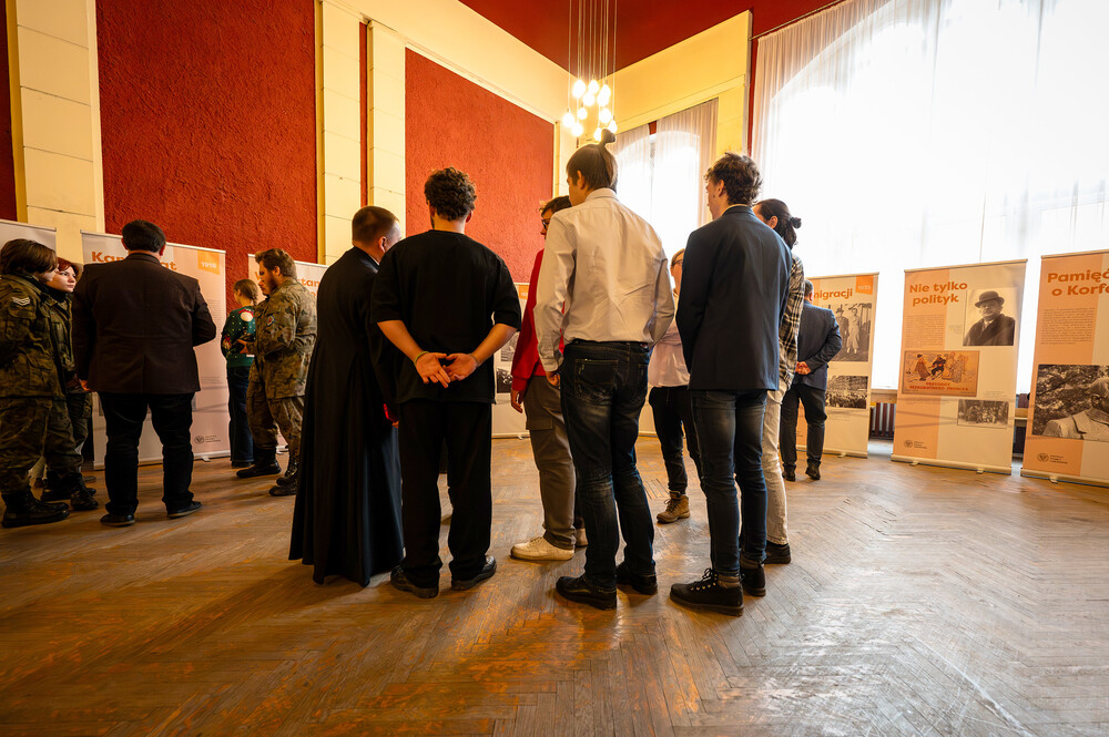 Odsłonięcie tablicy upamiętniającej Rudolfa Kornkego – Chorzów, 15 grudnia 2023. Fot.: IPN K. Łojko