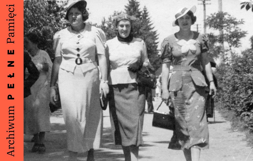 Zofia Chrzanowska z koleżankami w Kopyczyńcach, IPN Ka 454/79, t. 3