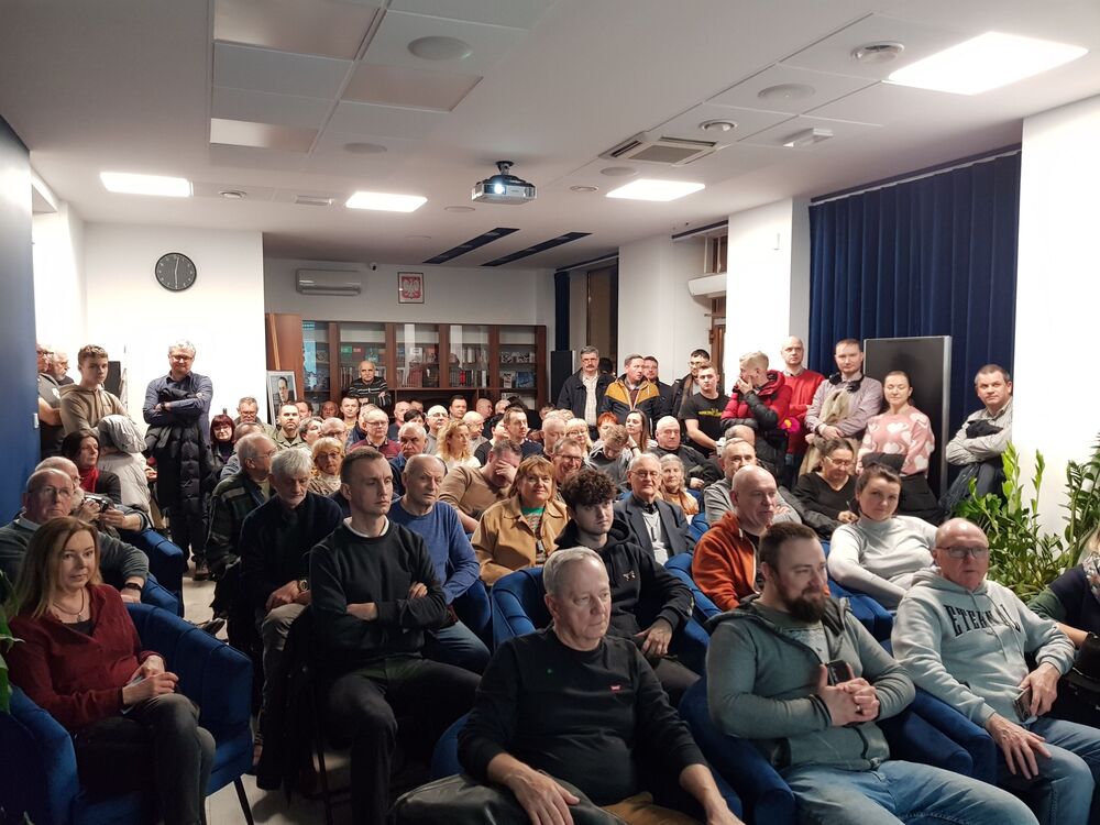 Wykład Adama Kurusa pt. Krwawy Poniedziałek 4 IX 1939. Niemiecka zbrodnia wojenna na mieszkańcach Częstochowy. Fot. Mirosław Sikora, Marcin Kurus i Adam Kurus