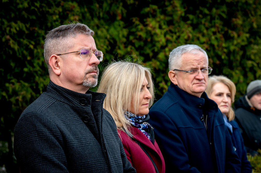 Oddanie hołdu Bohaterom spoczywającym w Kwaterze Żołnierzy Niezłomnych – Katowice, 1 marca 2024. Fot.: IPN K. Łojko