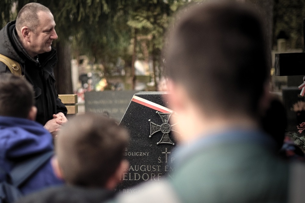 Wyjazd sześćdziesięciu uczestników projektu IPN „Łączka i inne miejsca poszukiwań” – Warszawa, 15 marca 2024. Fot.: Adam Kondracki