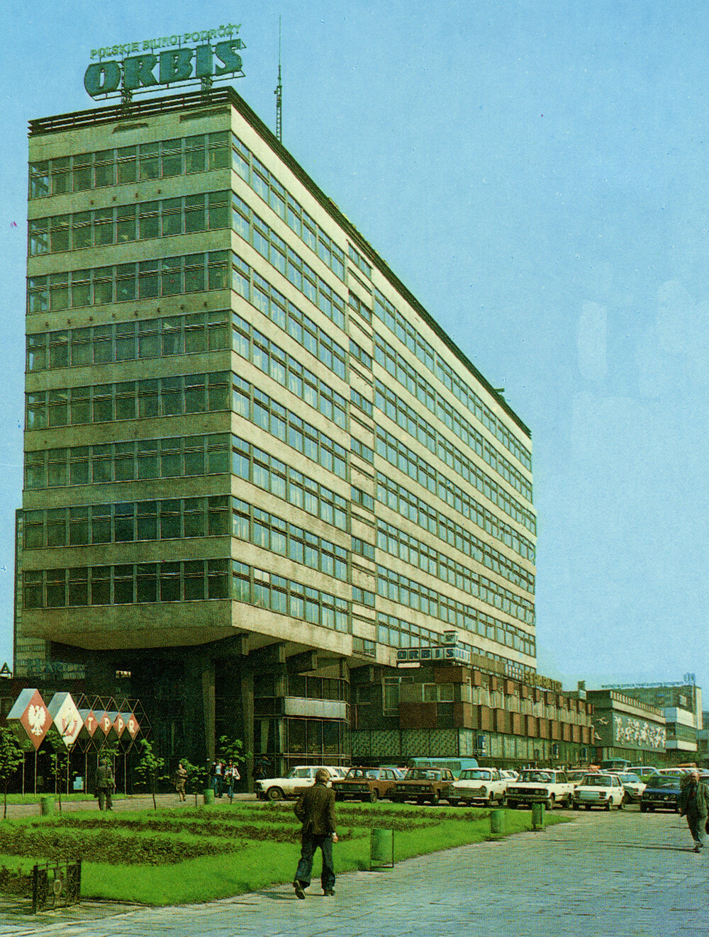 Hotel „Orbis” w Katowicach, 1981 lub 1982 r.  (fot. J. Tymiński – KAW, wyd. Krajowa Agencja Wydawnicza; IPN Ka 043/1157, t. 1)