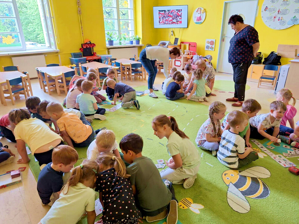 "Historia w kolorach", symbole narodowe wśród najmłodszych - Przyszowice, 8 maja 2024. Fot.: Przedszkole w Przyszowicach