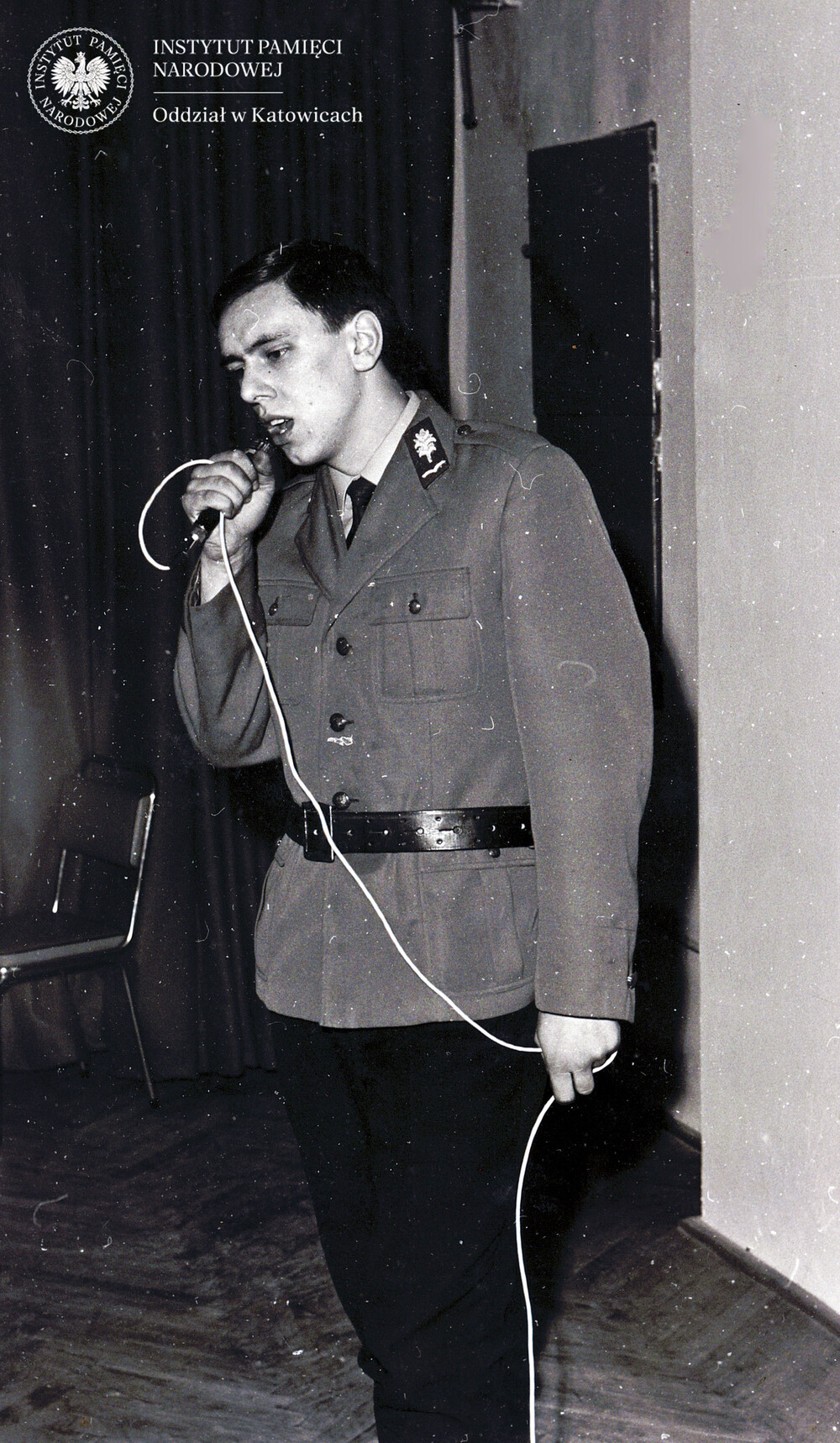 Spotkanie górników i milicjantów w Domu Kultury KWK „Siemianowice”, 17 grudnia 1972 r. Spotkanie odbyło się w ramach finału konkursu-turnieju między milicjantami i górnikami; autorzy kroniki nie podali żadnych bliższych informacji na temat konkursu.